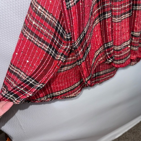 Free People Red/Blk and Gold Sequined Pullover Blouse Sz Small - Picture 5 of 14